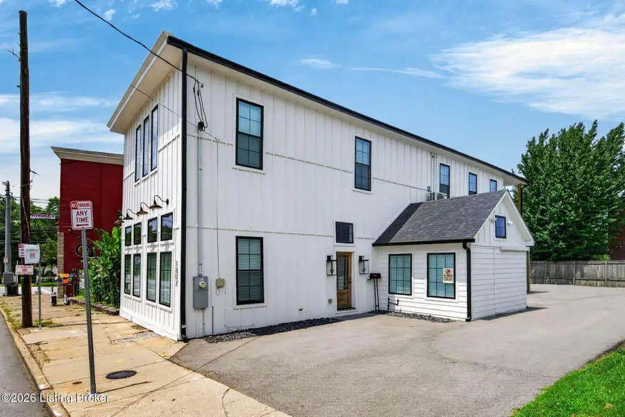 1807 Brownsboro Rd, Louisville, KY 40206 - #2