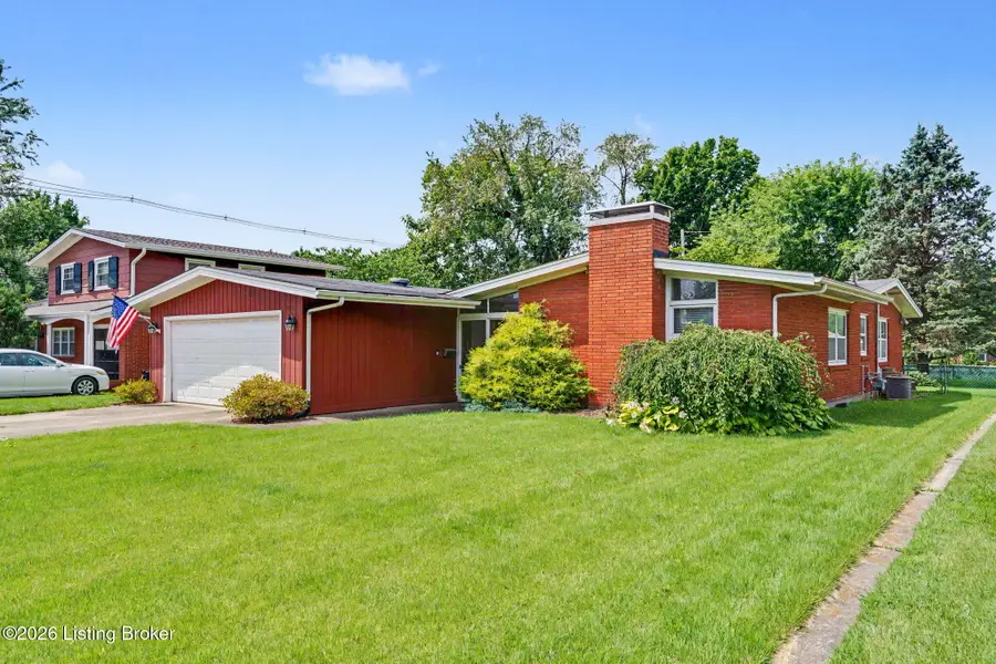1202 Girard Dr, Louisville, KY 40222 - #2