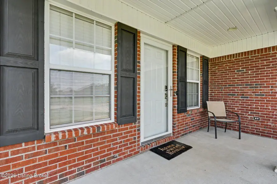 298 Eagle Feather St, Mount Washington, KY 40047 - #2