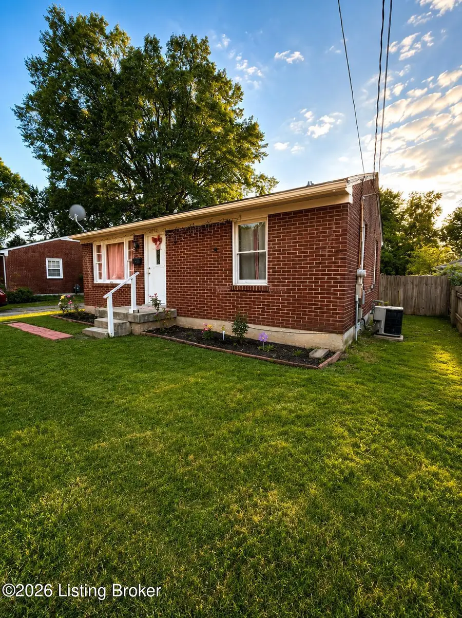 2612 Benoch Ave, Louisville, KY 40216 - #3
