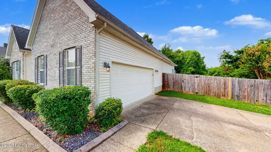 8817 Eli Dr, Louisville, KY 40291 - #3