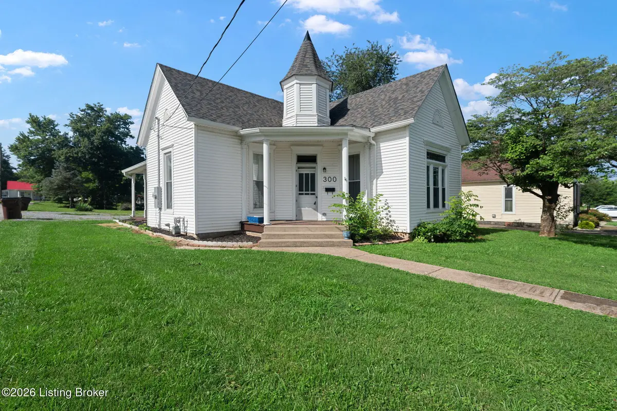 300 W Main St, Hodgenville, KY 42748 - #1