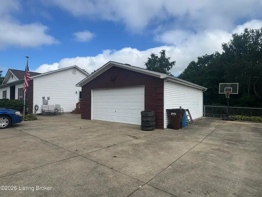125 Wagon Trail, Taylorsville, KY 40071 - #2