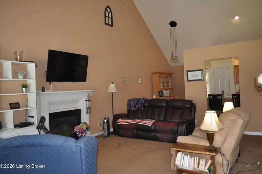 11304 Sullivan Ct, Louisville, KY 40229 - #2