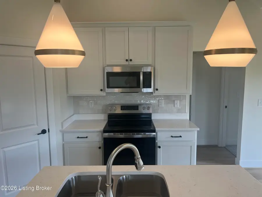 10118 Cedar Valley Ct Ln, Louisville, KY 40291 - #2