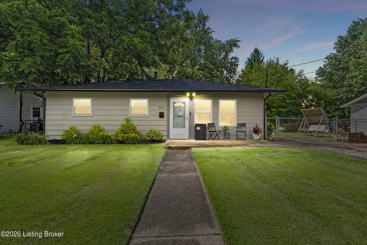 9923 Appollo Ln, Louisville, KY 40272 - #1