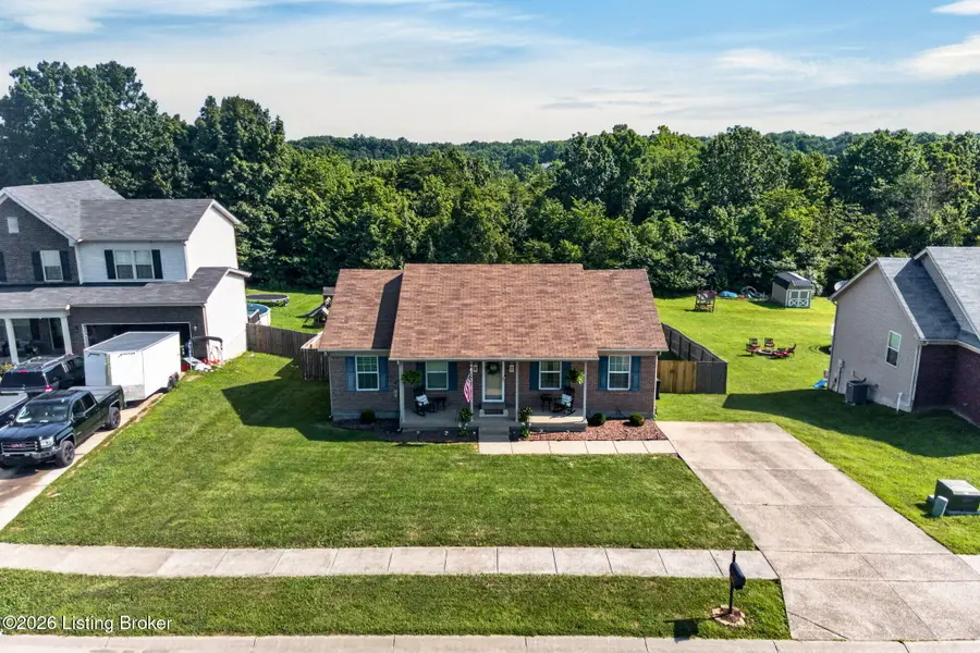 374 Gentry Crossings Blvd, Mount Washington, KY 40047 - #2