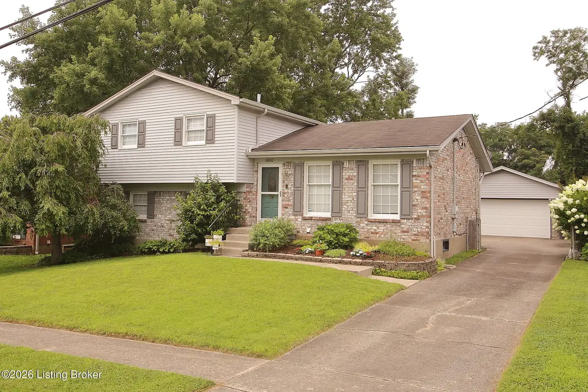 10110 Saint Rene Rd, Louisville, KY 40299 - #1