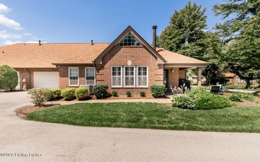 1502 Eastbridge Ct, Louisville, KY 40223 - #3
