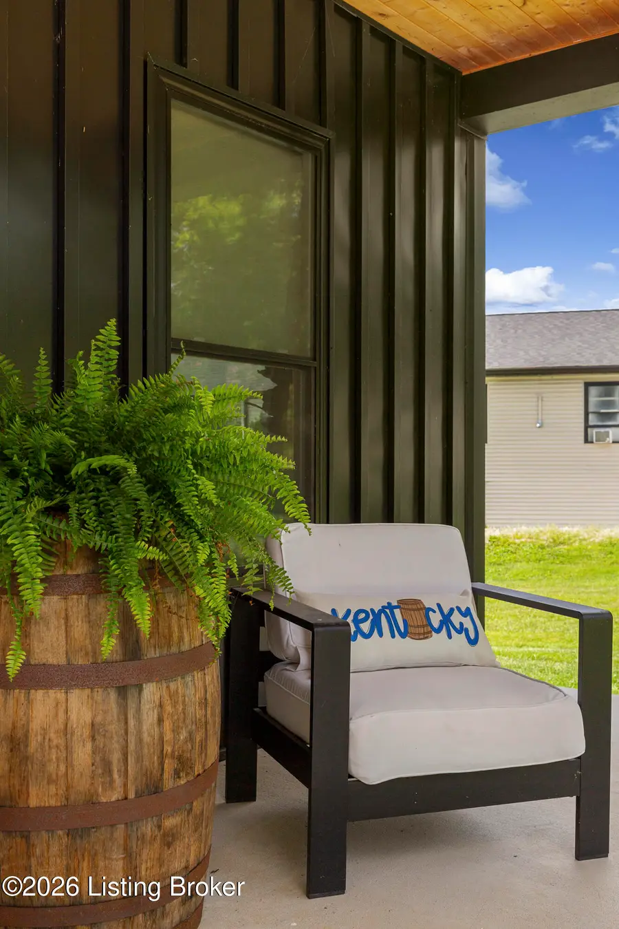 1073 Zoneton Rd, Shepherdsville, KY 40165 - #2