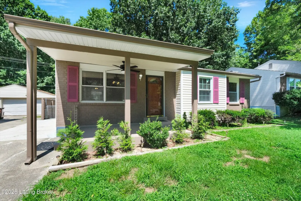 8702 Bost Ln, Louisville, KY 40219 - #1