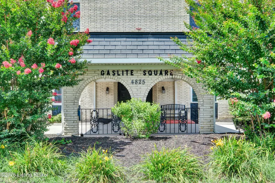 4825 Sherburn Ln #200-B, Louisville, KY 40207 - #2