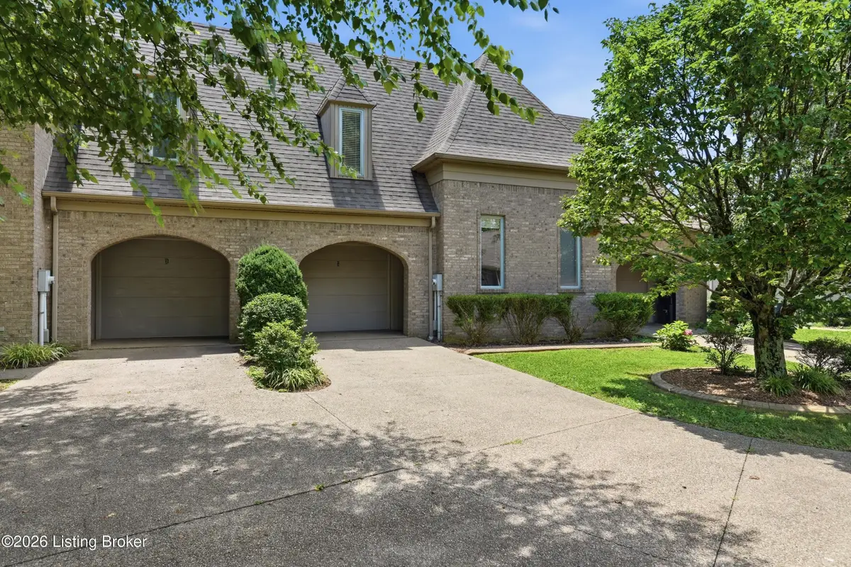 115 Manor Ave #E, Bardstown, KY 40004 - #1