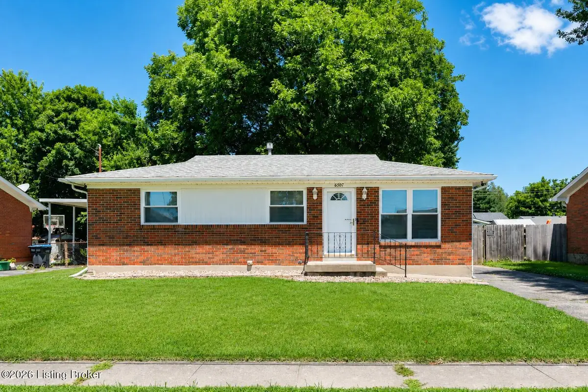 6507 Bluegill Blvd, Louisville, KY 40229 - #1