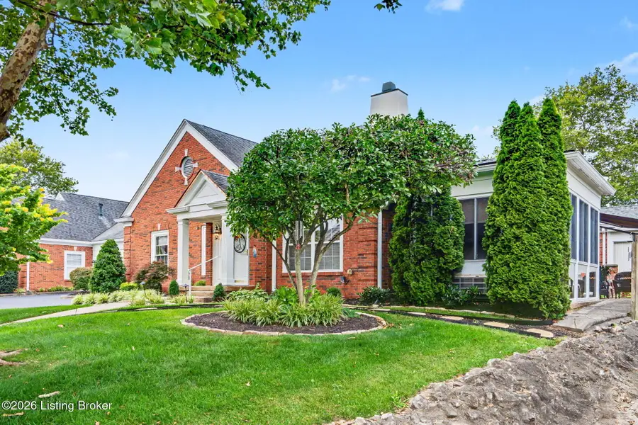 3818 Spring Arbor Dr, Louisville, KY 40245 - #2