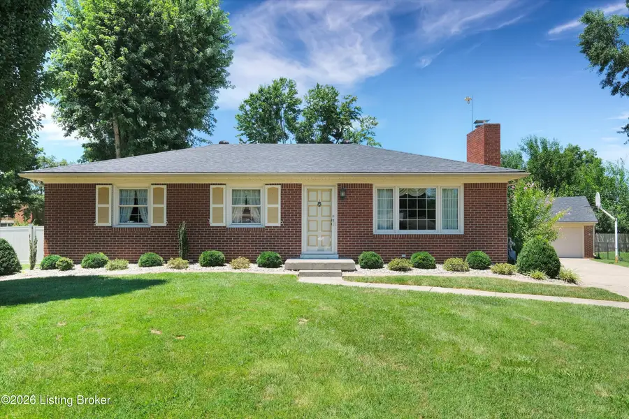 9910 Fireside Dr, Louisville, KY 40272 - #2