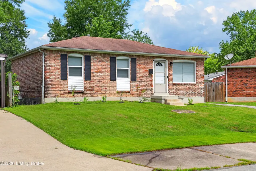 9813 Scarborough Ave, Louisville, KY 40272 - #2