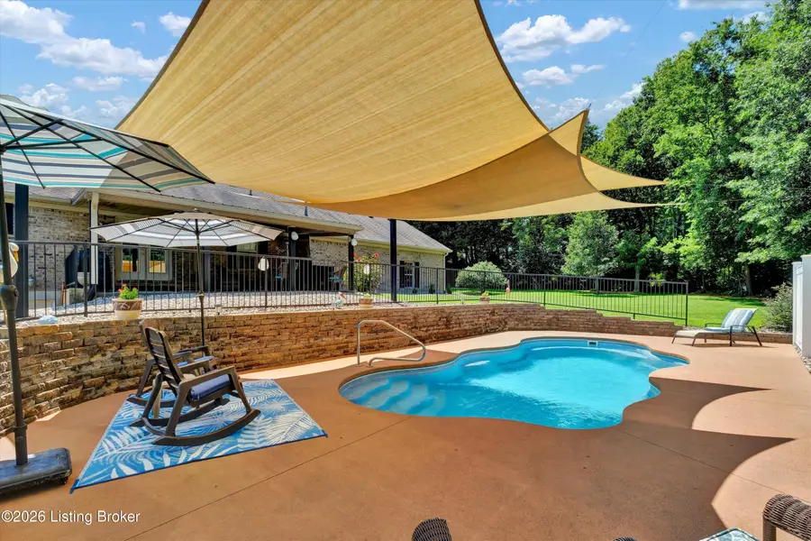 550 Thomas Ln, Bloomfield, KY 40008 - #2