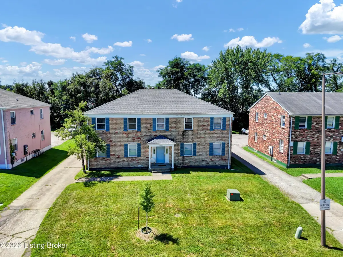 4342 Newport Rd, Louisville, KY 40218 - #1