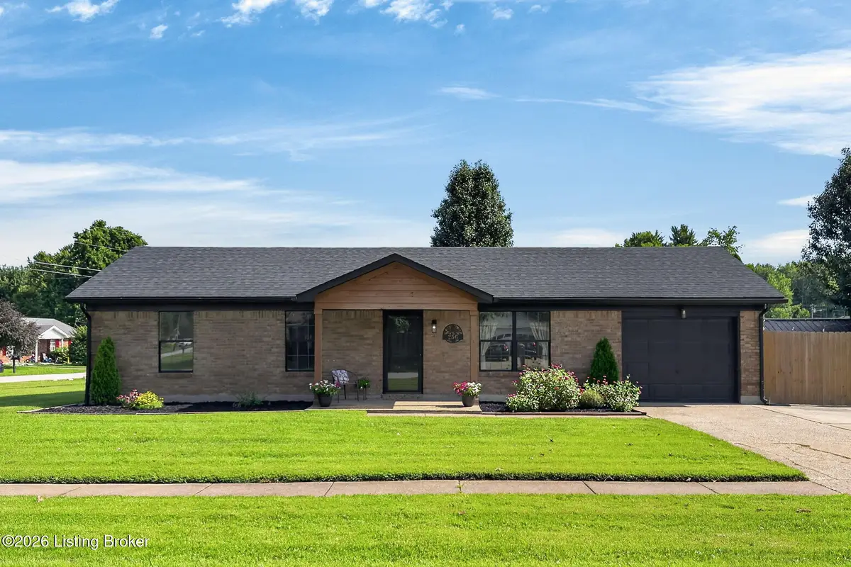 256 Big Oaks Dr, Louisville, KY 40229 - #1