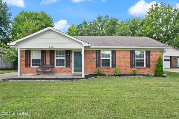 245 Big Oaks Dr, Louisville, KY 40229