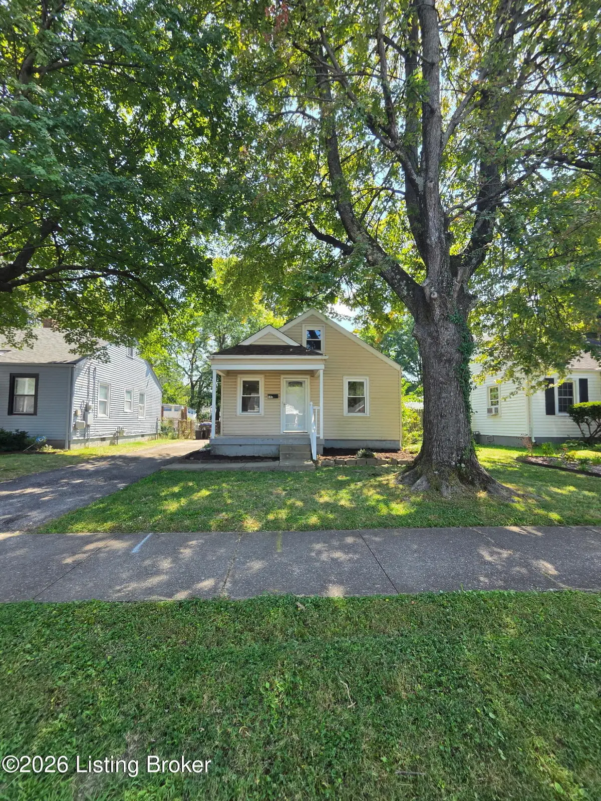 640 Gheens Ave, Louisville, KY 40214 - #1