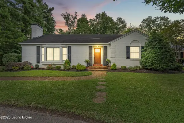 121 Blankenbaker Ln, Louisville, KY 40207