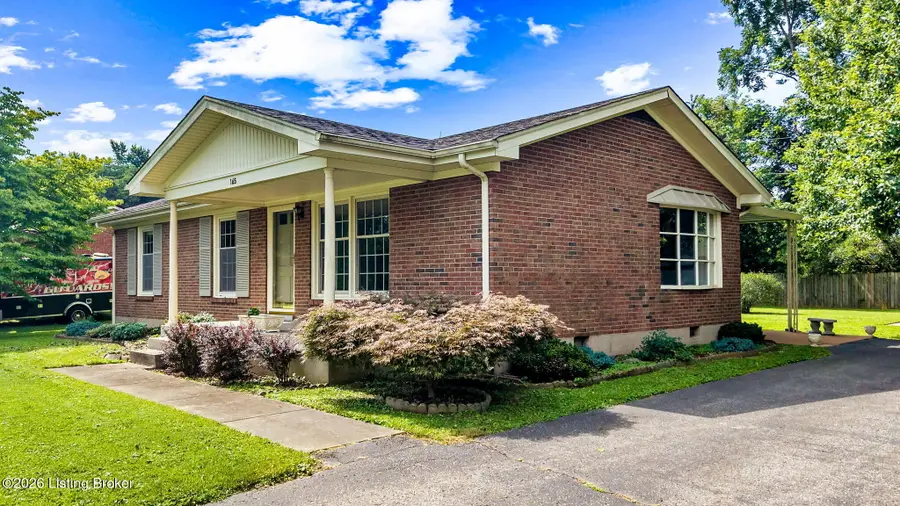 165 Wyndingbrook Dr, Shepherdsville, KY 40165 - #3