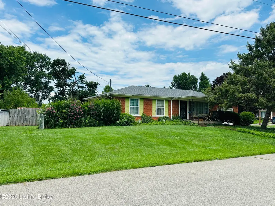 1611 Marne Ct, Louisville, KY 40242 - #2