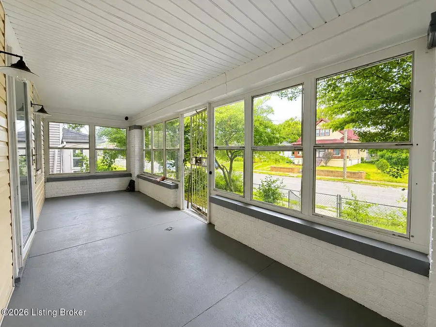 2211 Osage Ave, Louisville, KY 40210 - #2