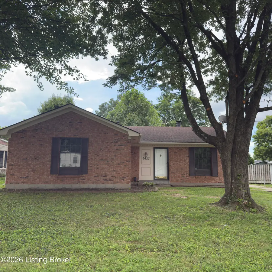 6623 Holly Lake Dr, Louisville, KY 40291 - #2