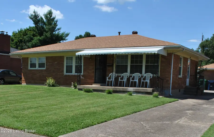 2227 Mary Catherine Dr, Louisville, KY 40216 - #3
