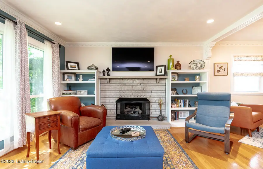 813 Mckinley Ave, Louisville, KY 40217 - #2