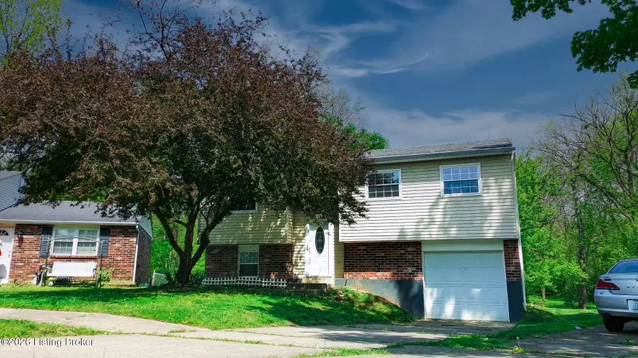4601 Logby Pl, Louisville, KY 40272 - #3