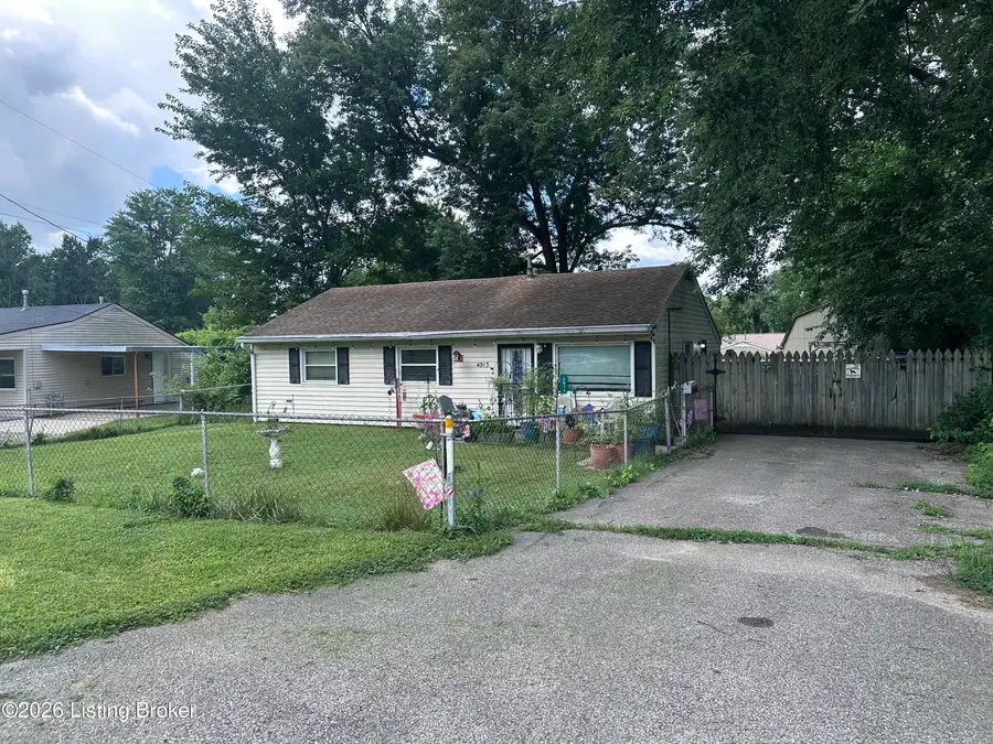 4913 Seville Dr, Louisville, KY 40272 - #2