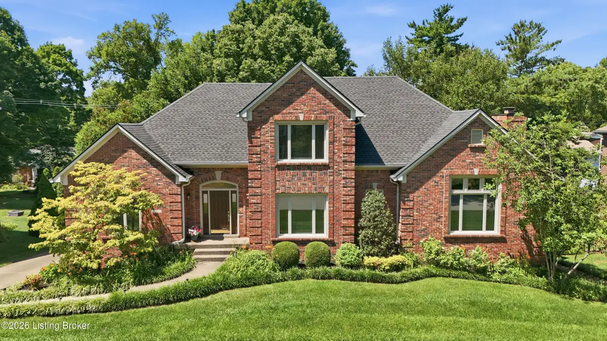 1112 Bentwood Place Ct, Louisville, KY 40207 - #1
