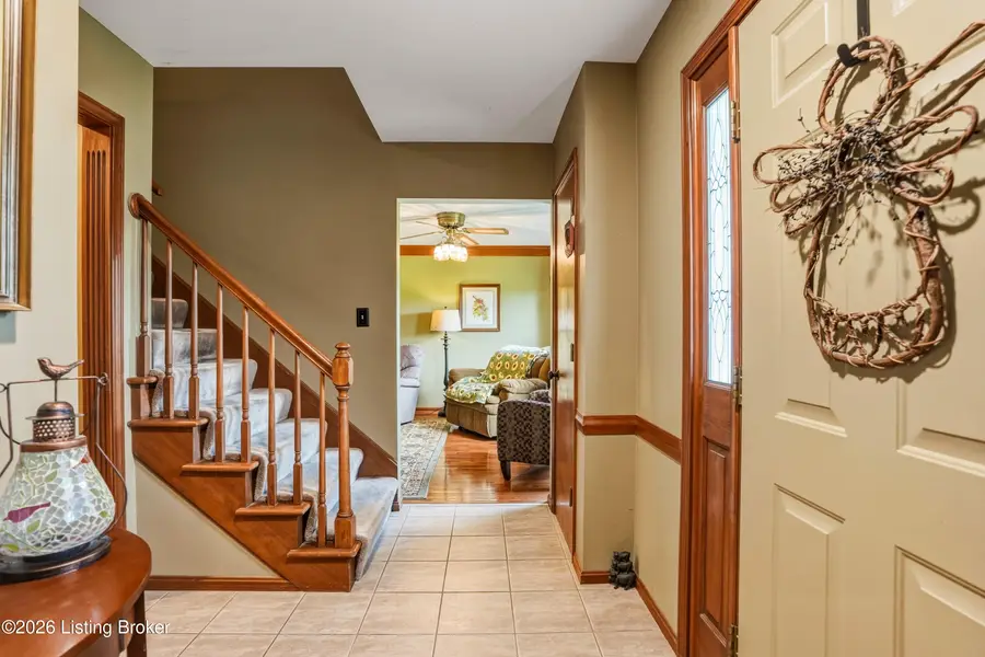 2211 Outer Circle Dr, Crestwood, KY 40014 - #2