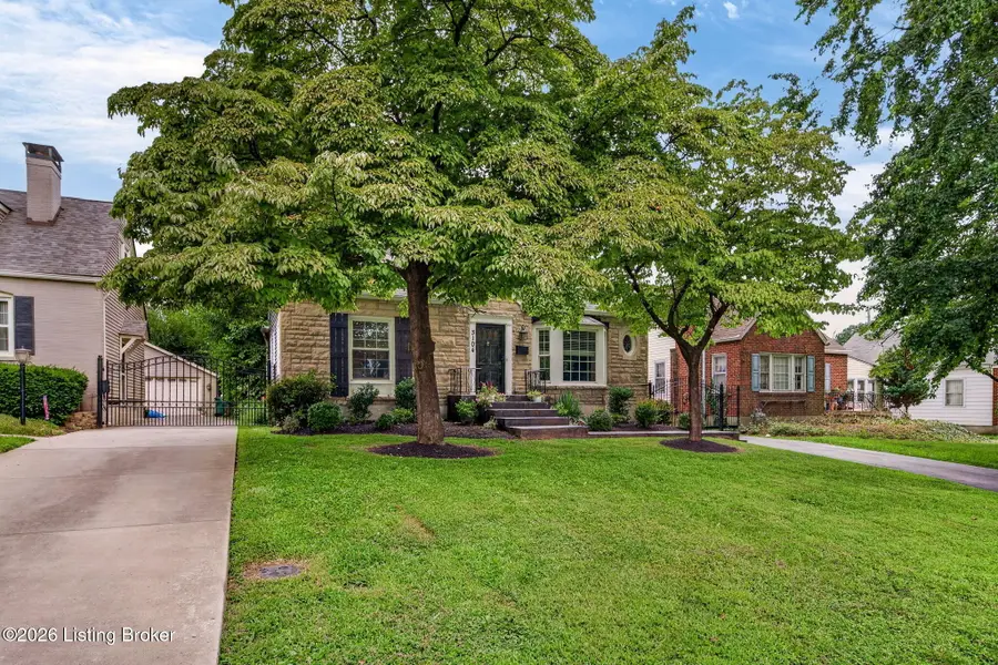 3104 Eagle Pass, Louisville, KY 40213 - #2