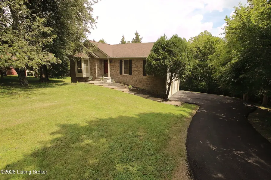 3107 Thoroughbred Ct, Crestwood, KY 40014 - #3