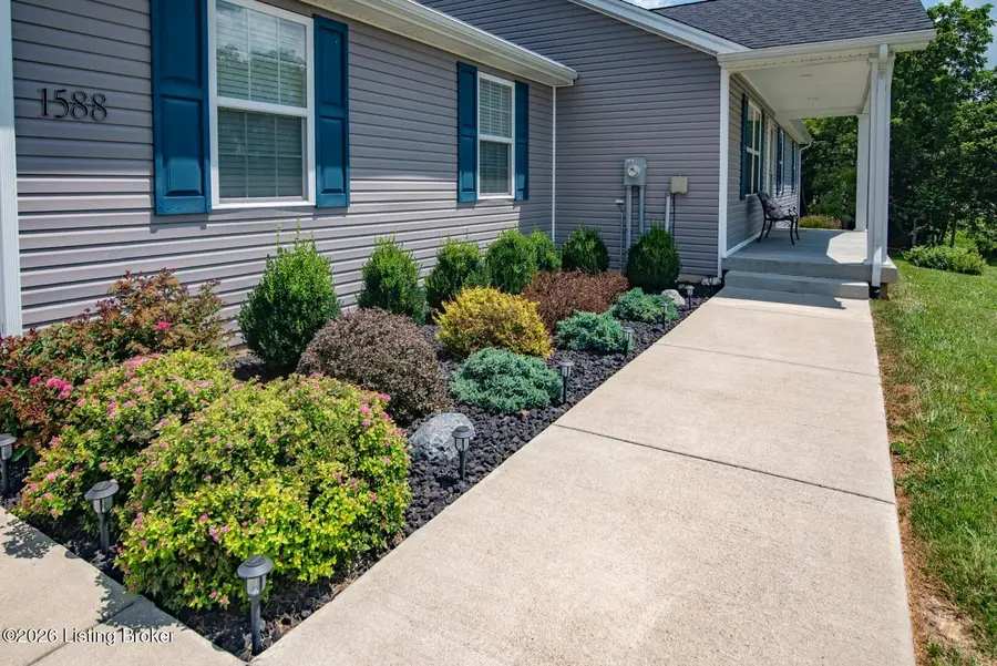 1588 Cecilia Smiths Mill Rd, Cecilia, KY 42724 - #3