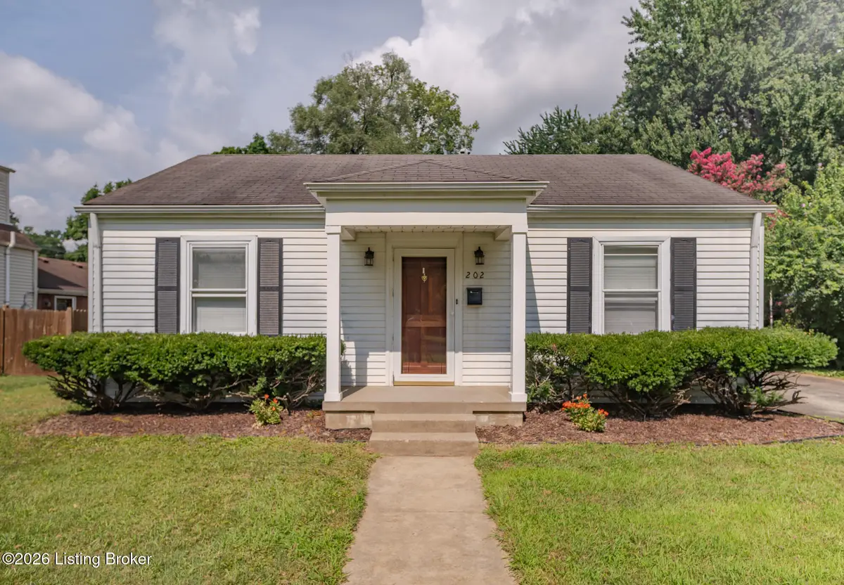 202 Mcarthur Dr, Louisville, KY 40207 - #1