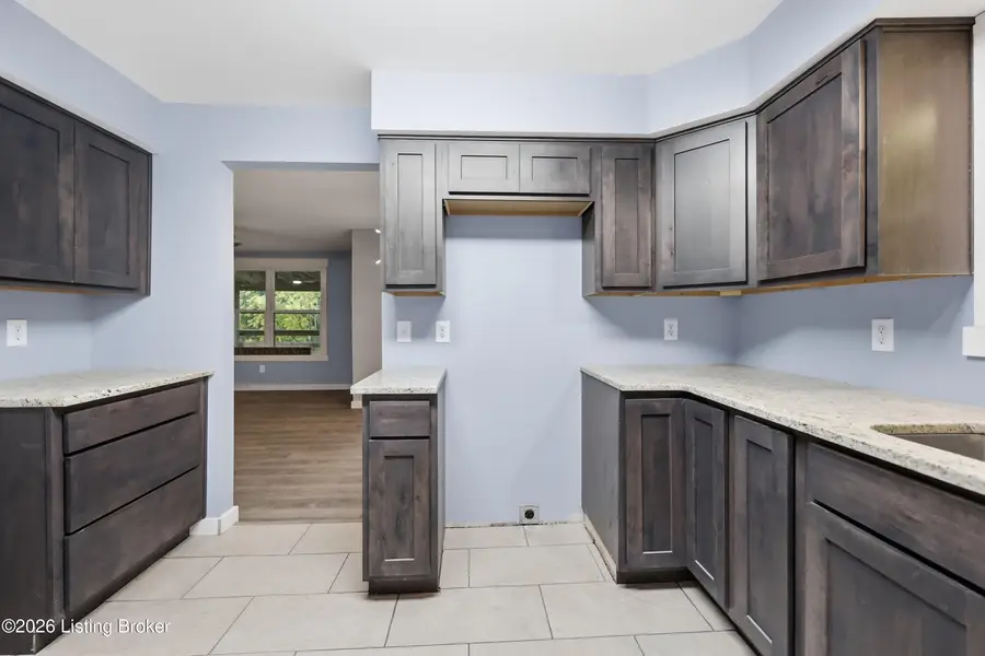 1540 Sims Valley Rd, Lawrenceburg, KY 40342 - #2