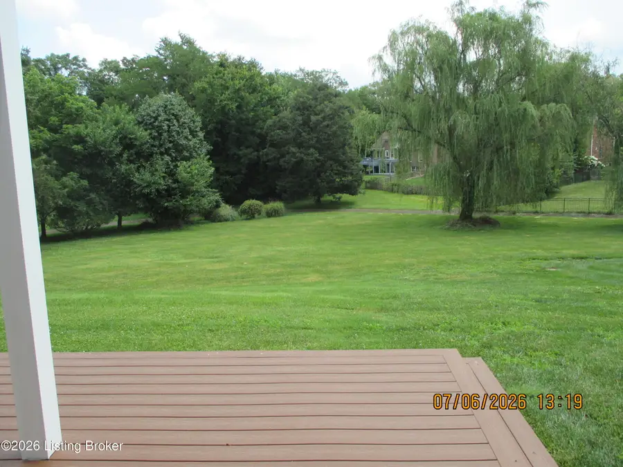 13113 Willow Forest Dr, Louisville, KY 40245 - #2