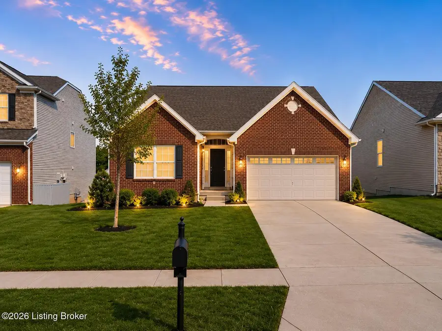307 Brookfield View Dr, Louisville, KY 40245 - #2