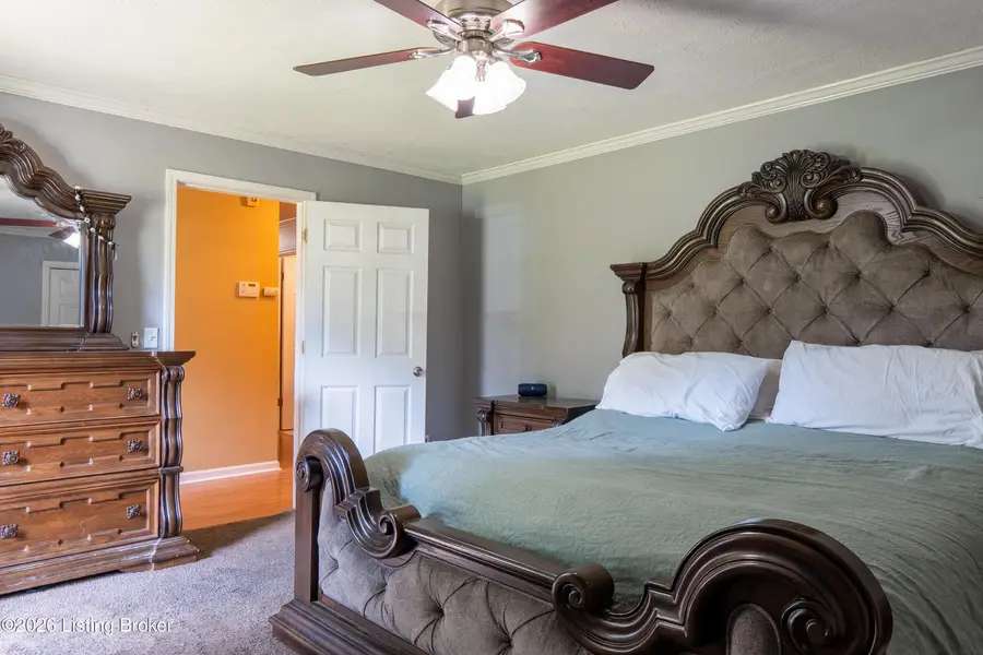 7909 Nottoway Cir, Louisville, KY 40214 - #3