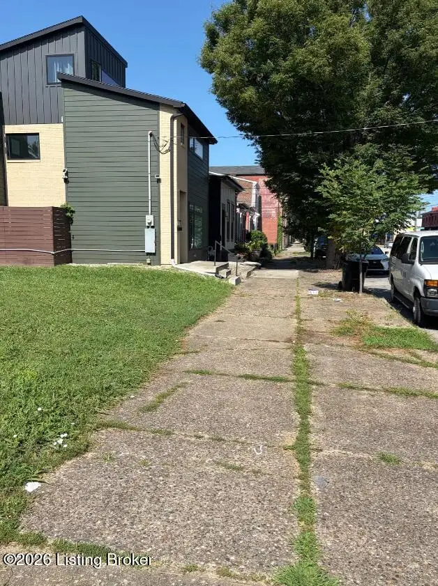 916 E Jefferson St, Louisville, KY 40206 - #2