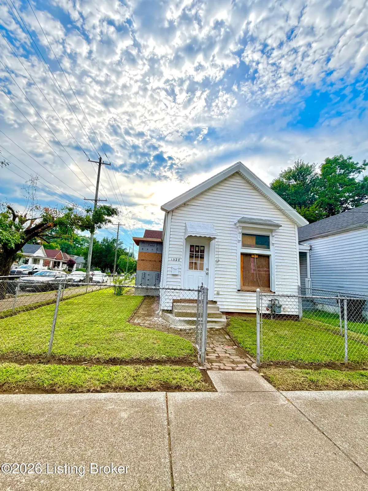 1328 S 17th St, Louisville, KY 40210 - #1