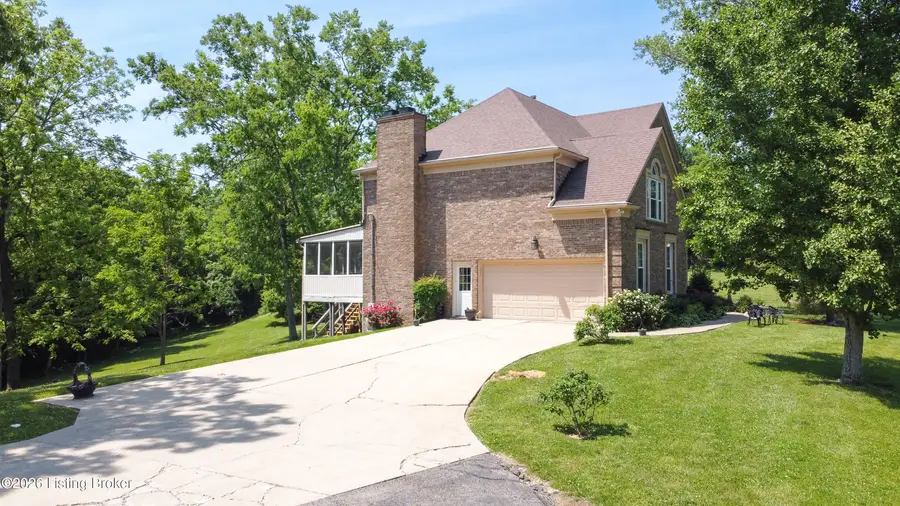 7102 Old Heady Rd, Louisville, KY 40299 - #2