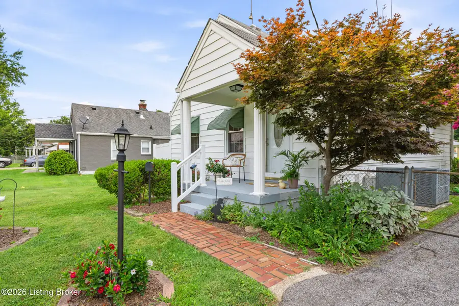 1122 W Indian Trail, Louisville, KY 40213 - #2