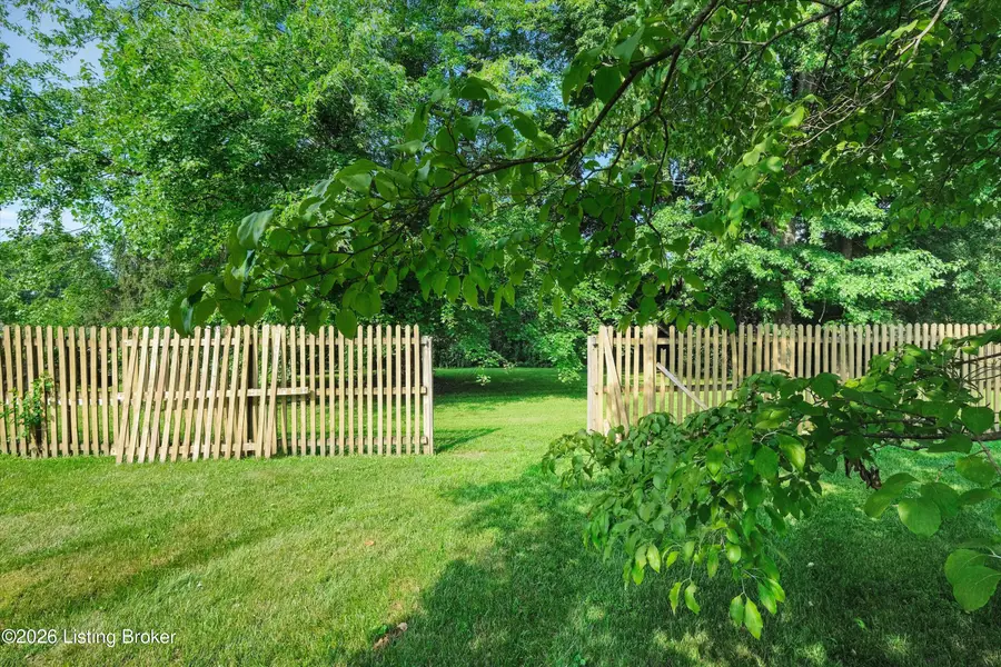 10600 Grassy Ct, Louisville, KY 40241 - #2